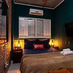Omar do Rio: Moderno e Elegante Qto. e Sala a 250m da Praia de Ipanema, c/ Internet 350mbps, Alexa e Smart TV (TXM 77/102)
